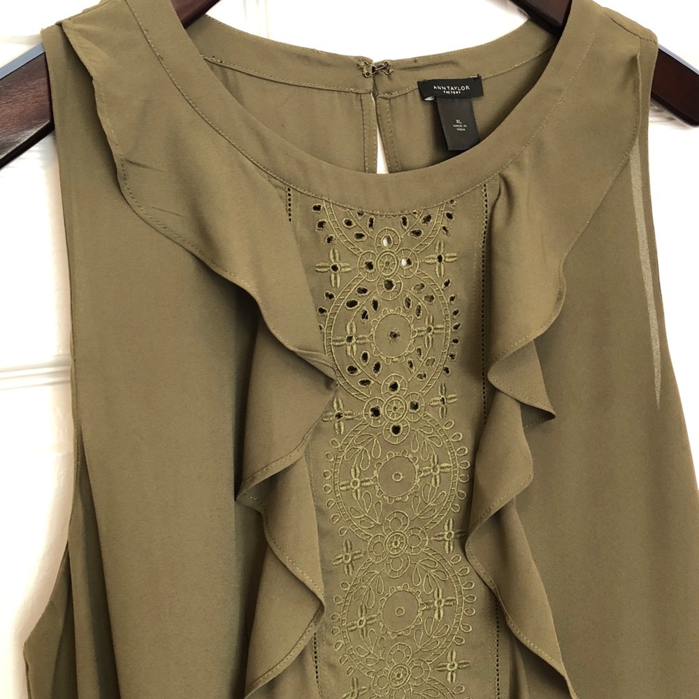 Sleeveless Blouse
